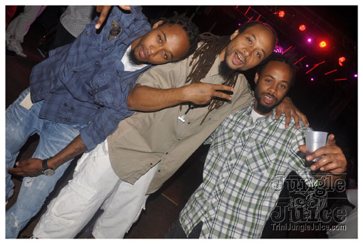 amnesia_ny_2010_sep5-120