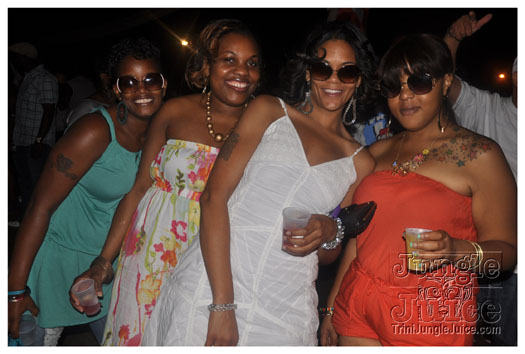 amnesia_ny_2010_sep5-129