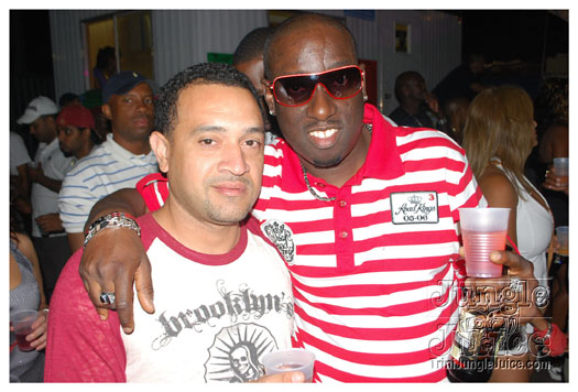 amnesia_ny_2010_sep5-137