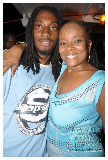 baby_blue_boatride_jun4-106