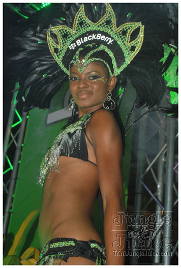 bacchanal_factory_2010-007