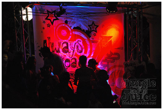 bacchanal_factory_2010-093