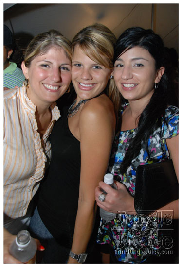 bacchanal_wednesday_2010-014