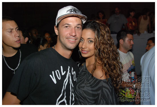 bacchanal_wednesday_2010-026