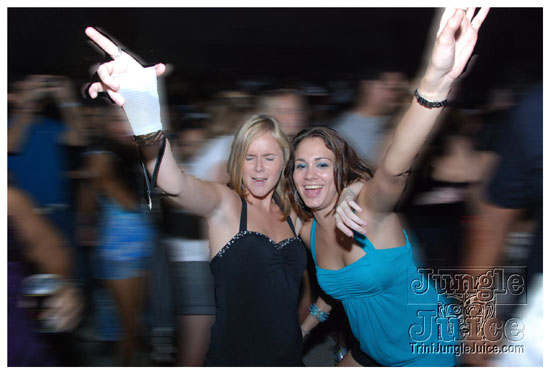 bacchanal_wednesday_2010-028