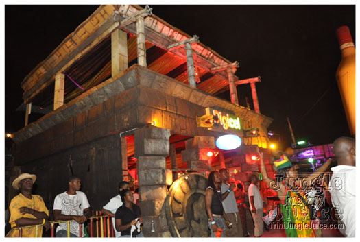 bachanal_jouvert_2010_pt1-025