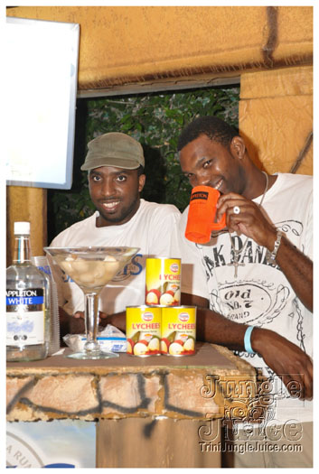 bachanal_jouvert_2010_pt1-035