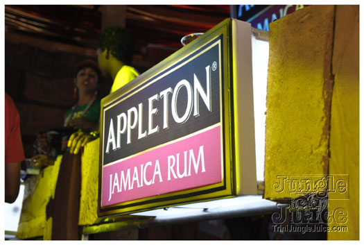 bachanal_jouvert_2010_pt1-039