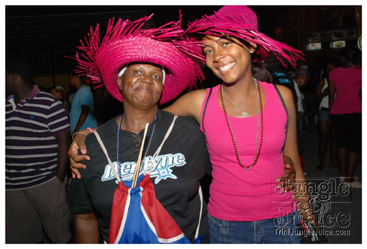 bachanal_jouvert_2010_pt1-045