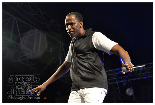 bachanal_jouvert_2010_pt1-065