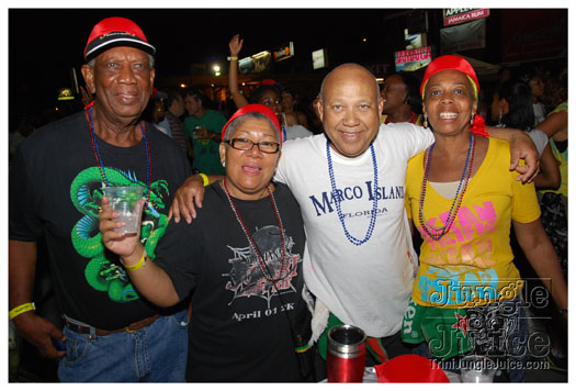 bachanal_jouvert_2010_pt1-091