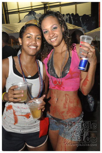 bachanal_jouvert_2010_pt1-103