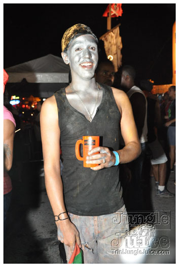 bachanal_jouvert_2010_pt1-117