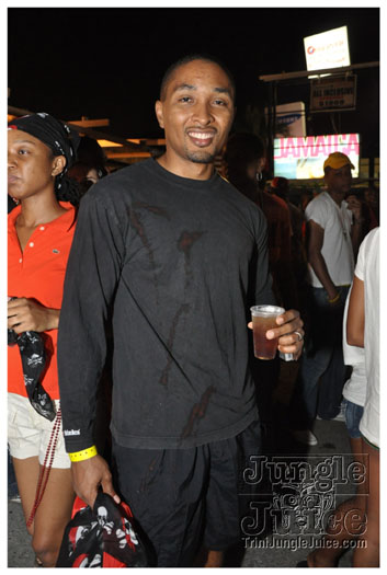 bachanal_jouvert_2010_pt1-120