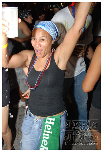 bachanal_jouvert_2010_pt1-174
