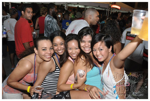 bachanal_jouvert_2010_pt1-182