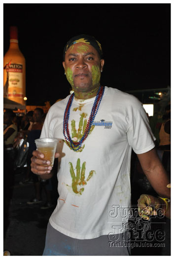 bachanal_jouvert_2010_pt1-190