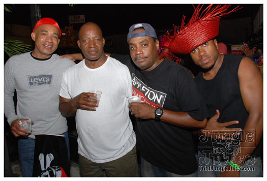 bachanal_jouvert_2010_pt1-191