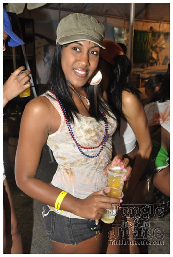 bachanal_jouvert_2010_pt1-210