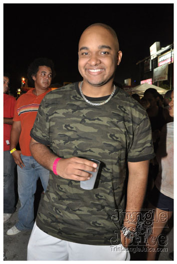 bachanal_jouvert_2010_pt1-232