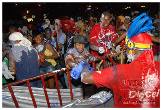 bachanal_jouvert_2010_pt2-040