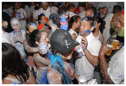 bachanal_jouvert_2010_pt2-056