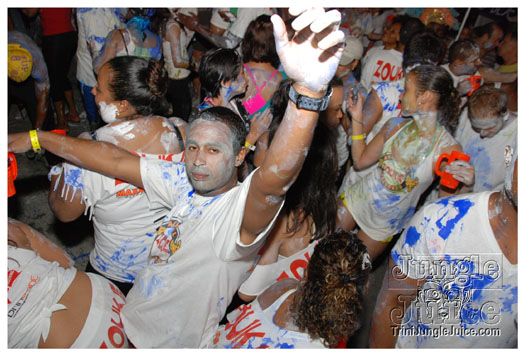 bachanal_jouvert_2010_pt2-059