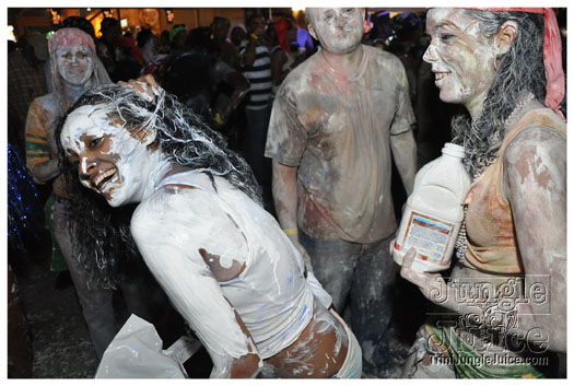 bachanal_jouvert_2010_pt2-073