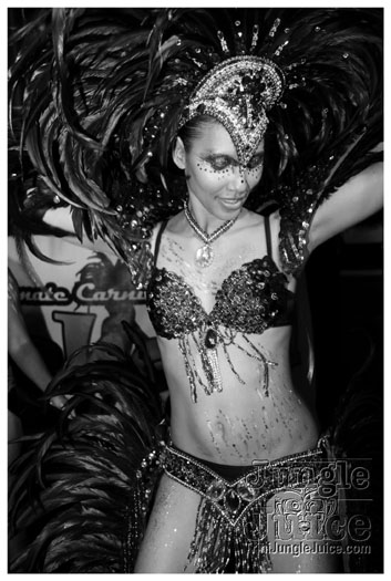 bachanal_mas_bandlaunch_2010-111