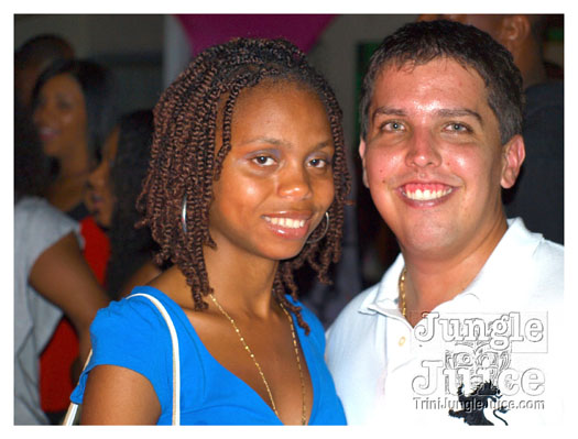 baje_intl_band_launch_2010-015