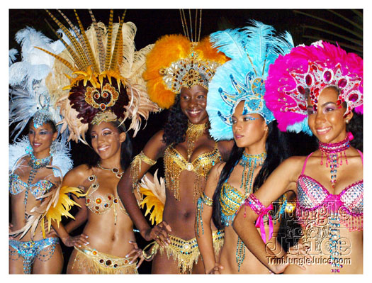 baje_intl_band_launch_2010-027