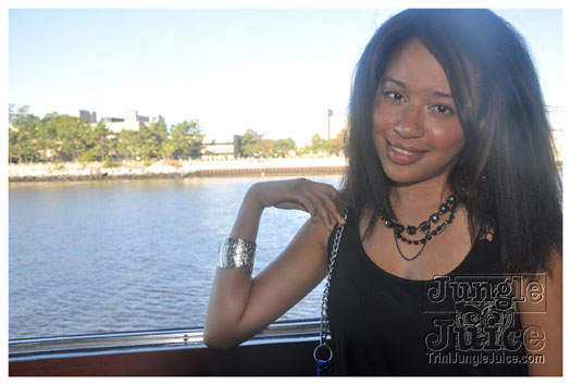 basic_boatride_2010_sep5-010