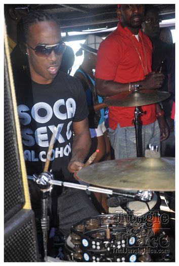 basic_boatride_2010_sep5-029