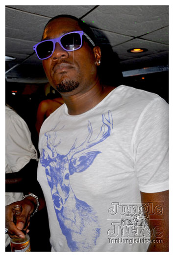 basic_madness_boatride_july-011