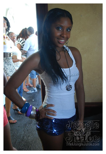 basic_madness_boatride_july-020