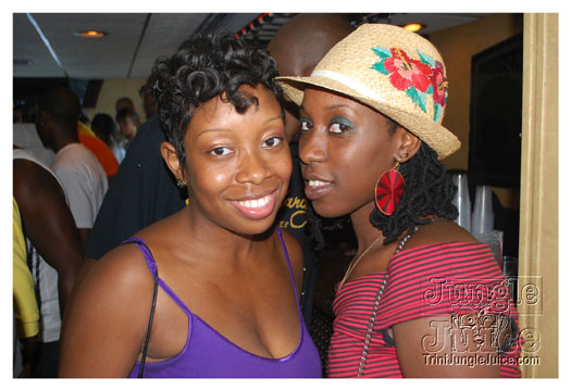 basic_madness_boatride_july-028