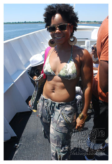 basic_madness_boatride_july-091