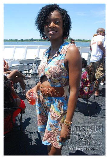 basic_madness_boatride_july-094