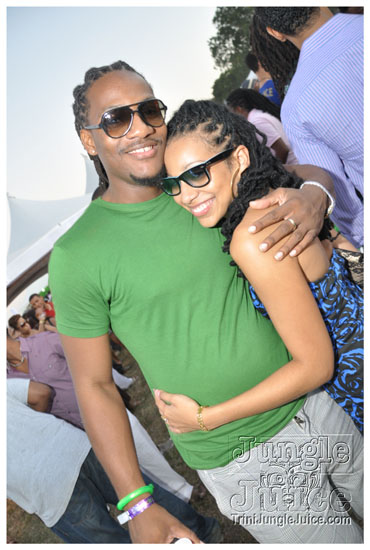 beach_house_carnival_2010_pt1-020