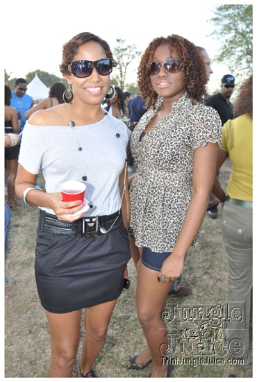 beach_house_carnival_2010_pt1-034