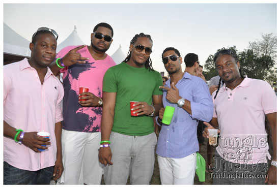 beach_house_carnival_2010_pt1-036