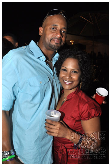 beach_house_carnival_2010_pt1-065