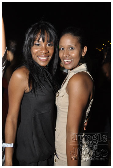 beach_house_carnival_2010_pt1-108