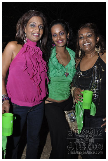 beach_house_carnival_2010_pt1-117