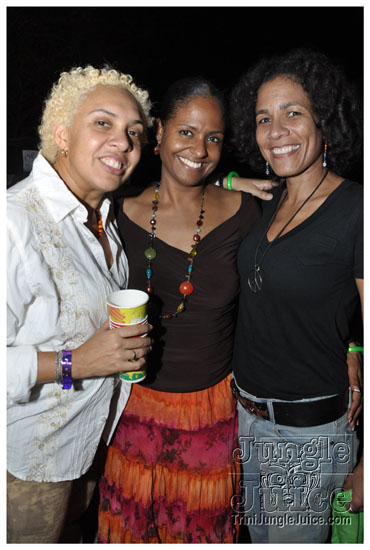 beach_house_carnival_2010_pt1-118