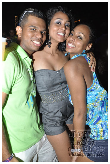 beach_house_carnival_2010_pt1-144