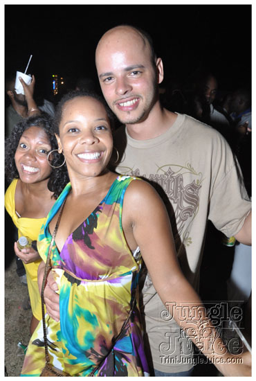 beach_house_carnival_2010_pt1-153