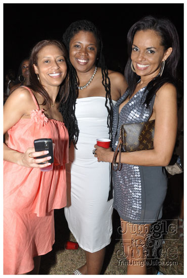 beach_house_carnival_2010_pt1-166