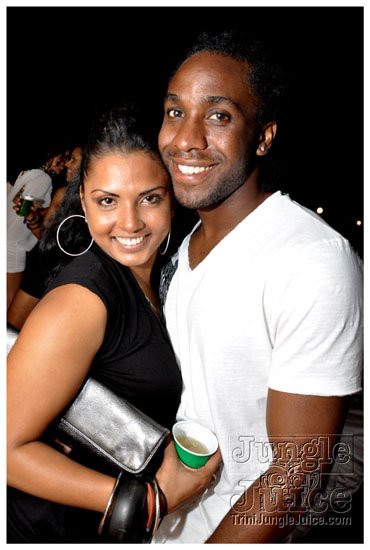 beach_house_carnival_2010_pt1-182