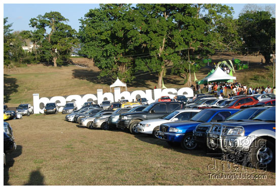 beach_house_carnival_2010_pt2-002